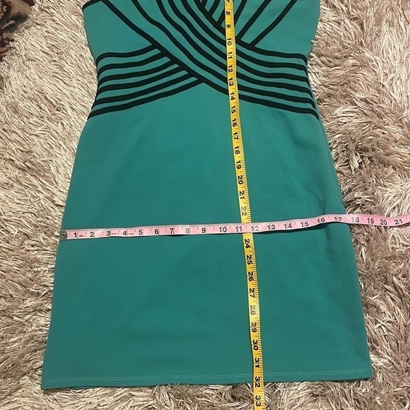 YA Los Angeles Bodycon Sleeveless Green Dress Size Large - Picture 7 of 10